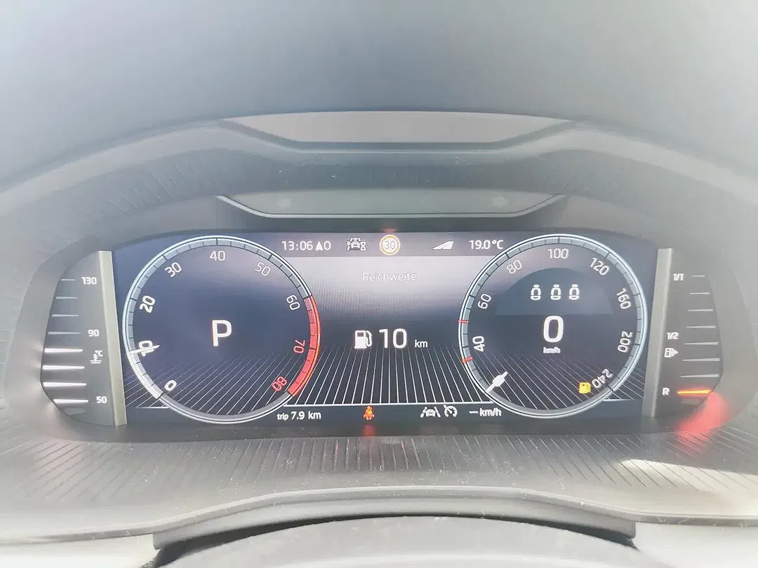 Skoda Kamiq - Thumbnail 21