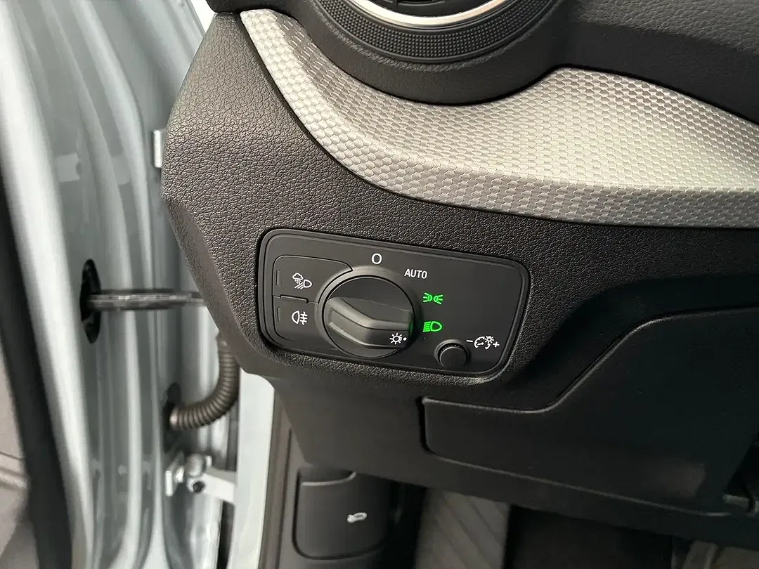 Audi Q2 - Thumbnail 10