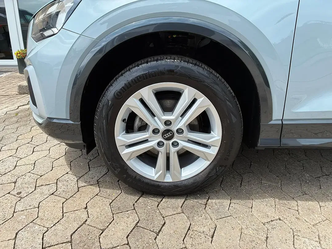 Audi Q2 - Thumbnail 4