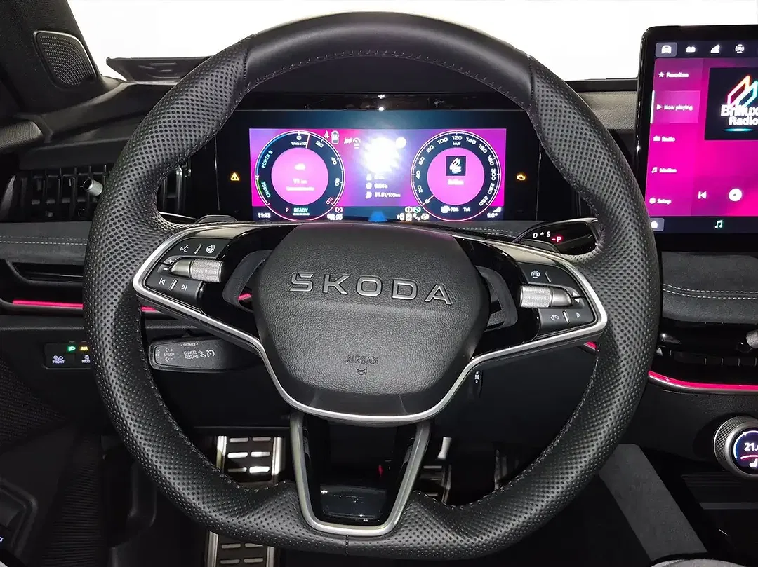 Skoda Superb - Thumbnail 10