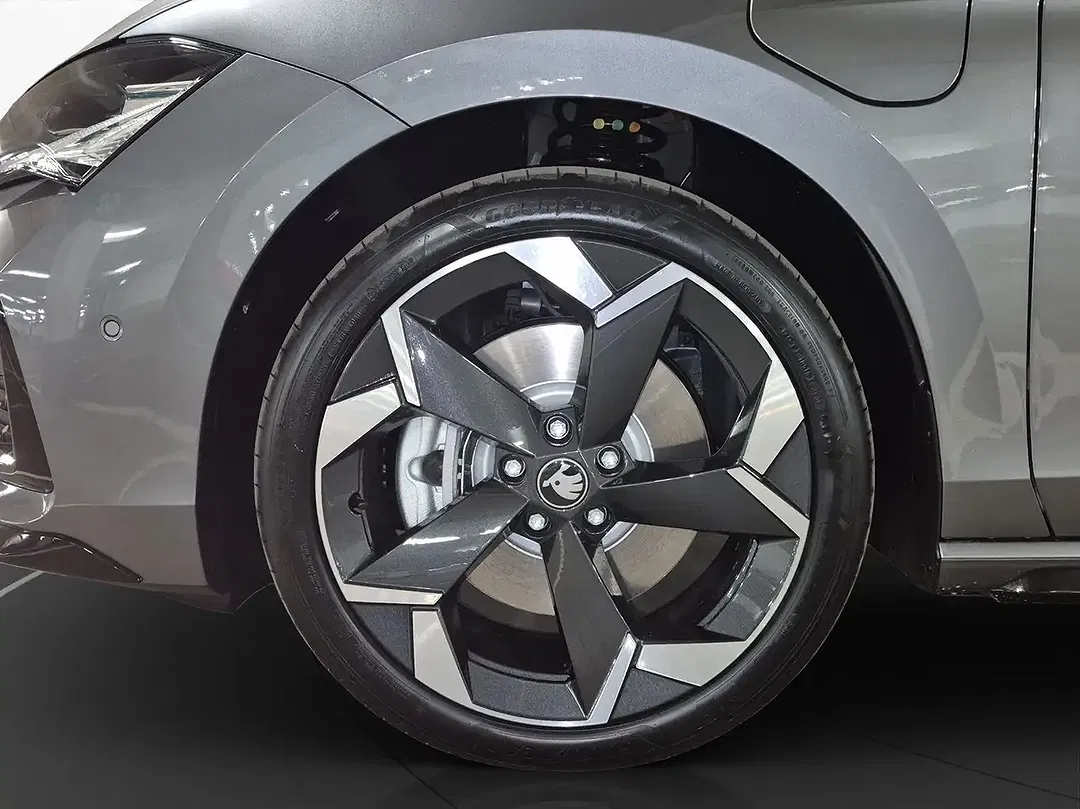 Skoda Superb - Thumbnail 7