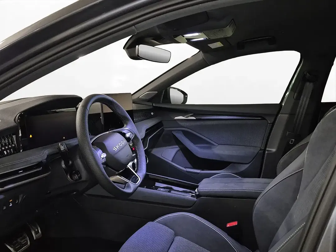 Skoda Superb - Thumbnail 8