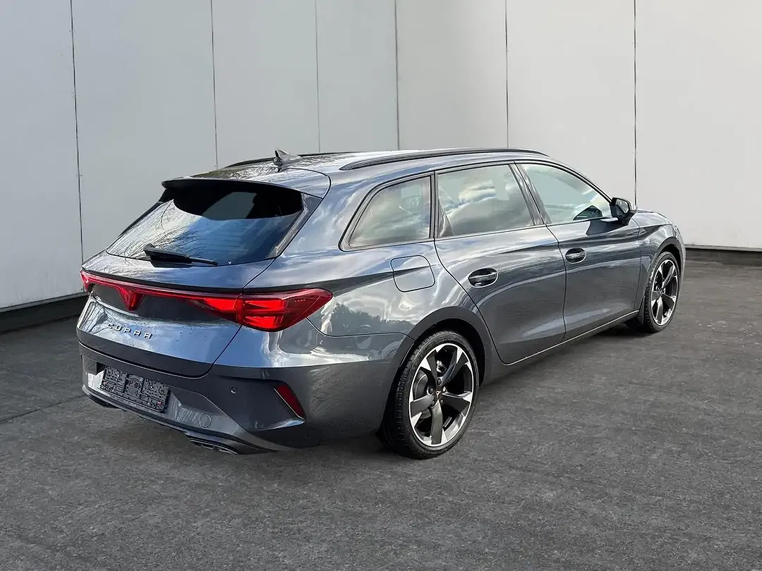 CUPRA Leon - Thumbnail 5