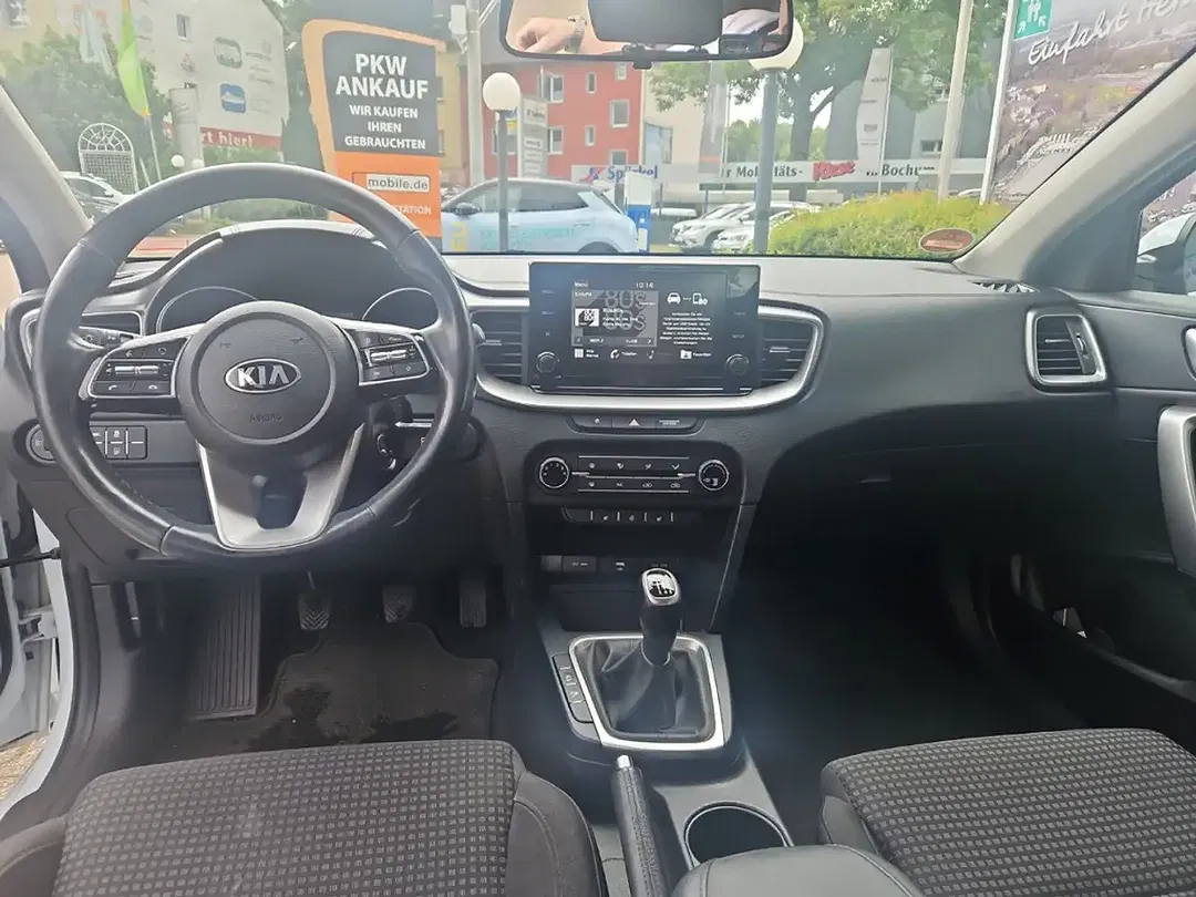 Kia Ceed / cee'd - Thumbnail 9