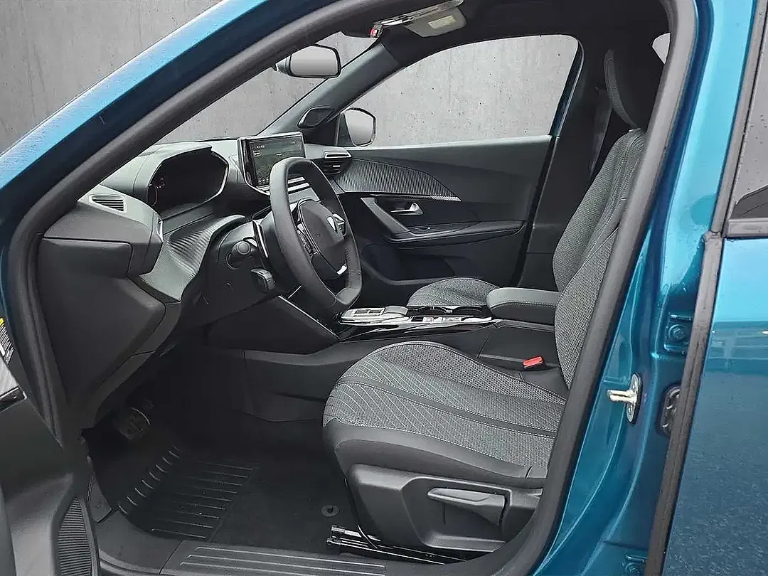 Peugeot 2008 - Thumbnail 8
