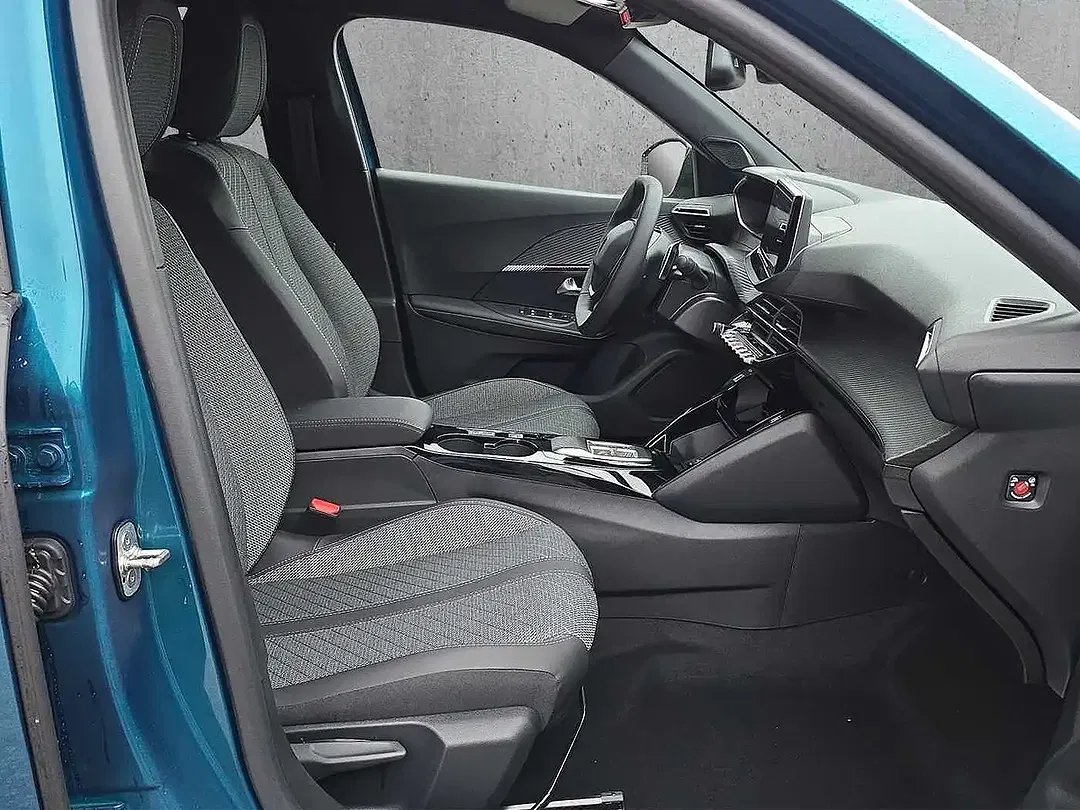 Peugeot 2008 - Thumbnail 9