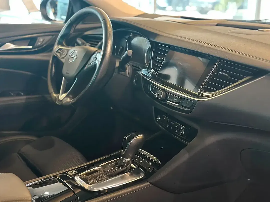 Opel Insignia - Thumbnail 11