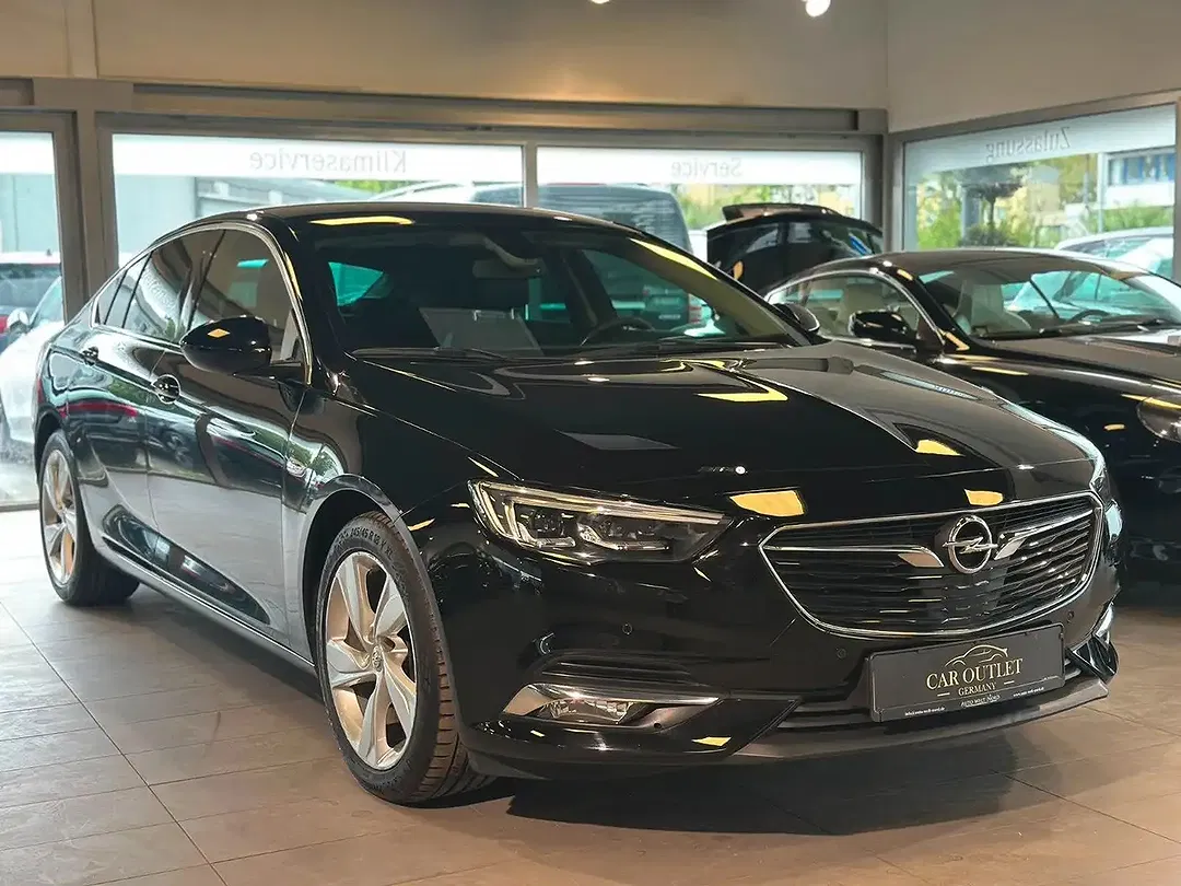 Opel Insignia - Thumbnail 5