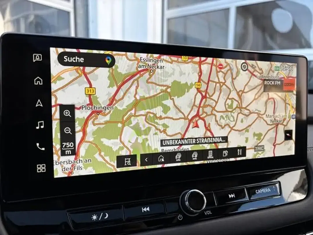 Mitsubishi Outlander - Thumbnail 13