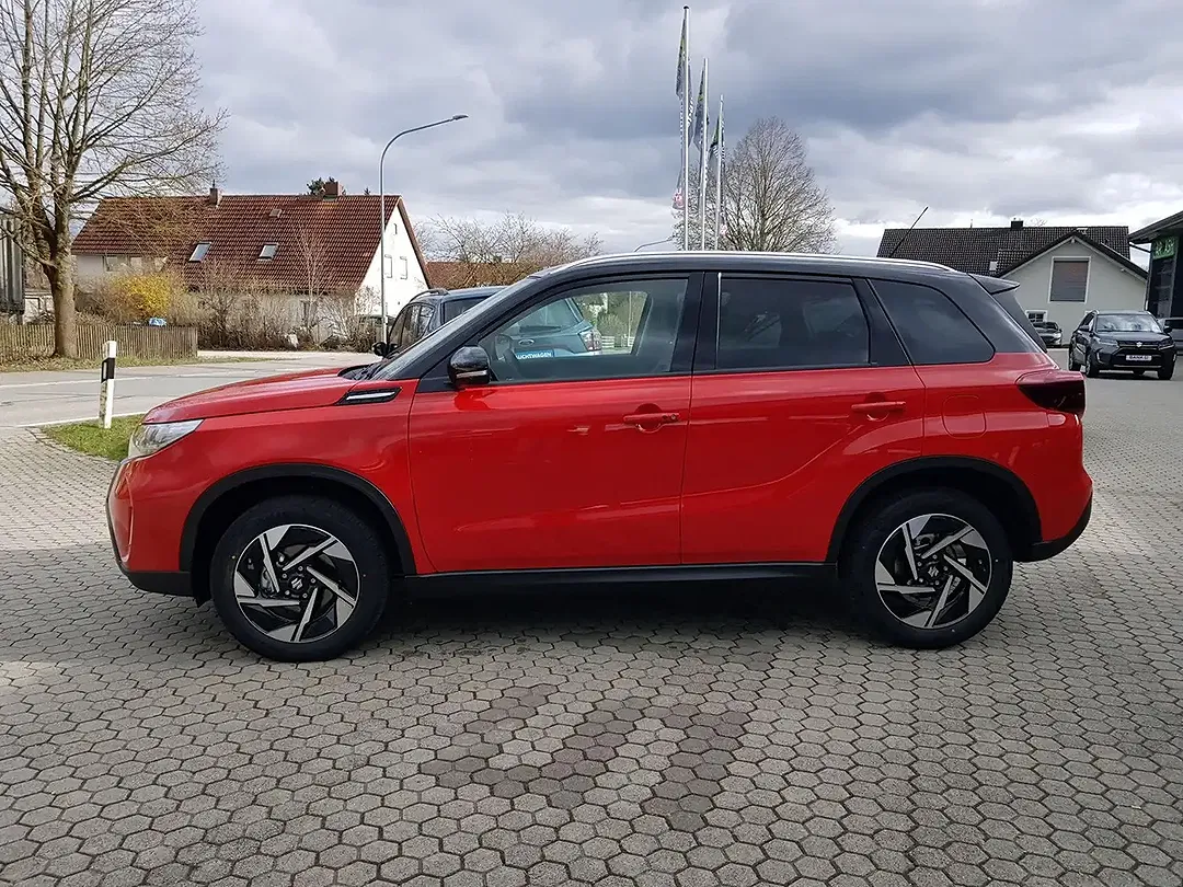 Suzuki Vitara - Thumbnail 2