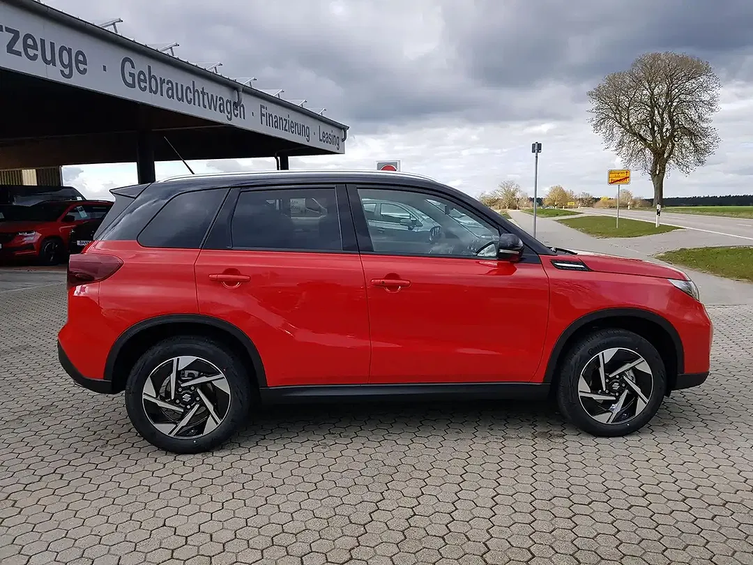 Suzuki Vitara - Thumbnail 6