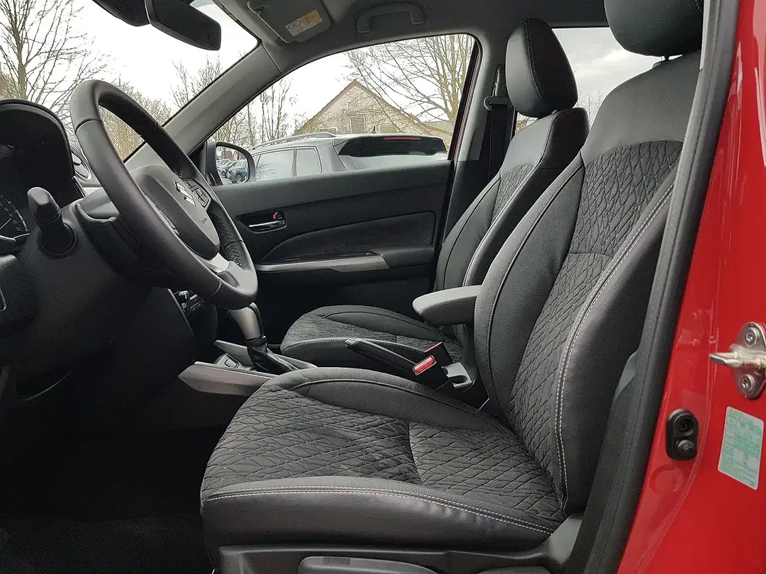 Suzuki Vitara - Thumbnail 9