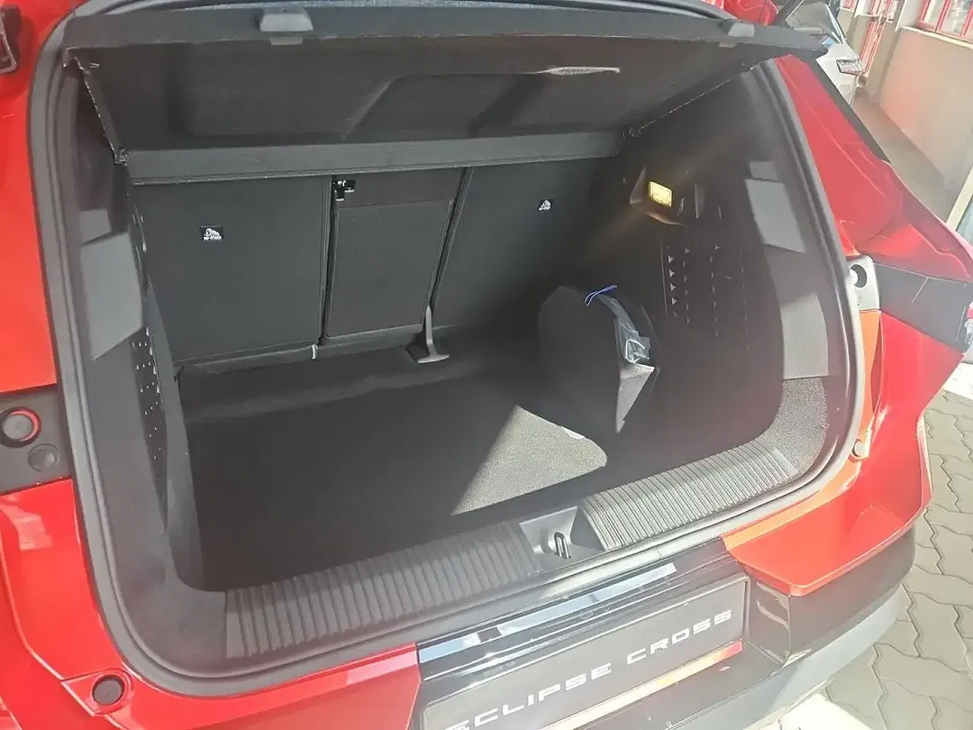 Mitsubishi Eclipse Cross - Thumbnail 12