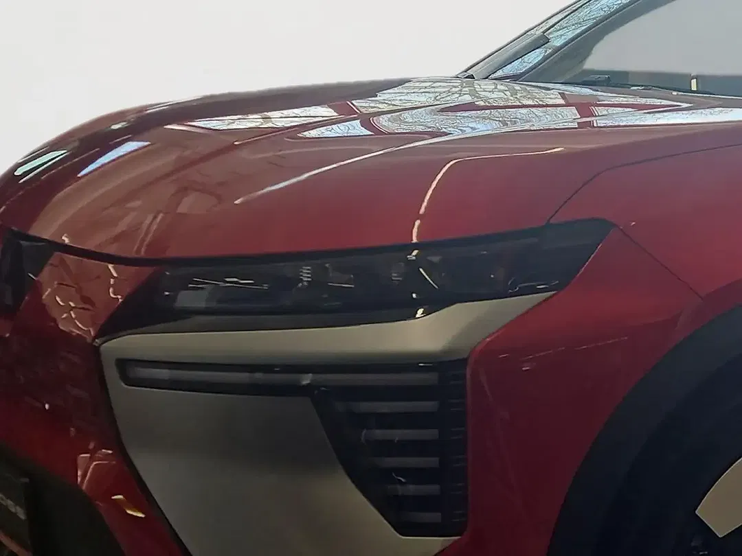 Mitsubishi Eclipse Cross - Thumbnail 5