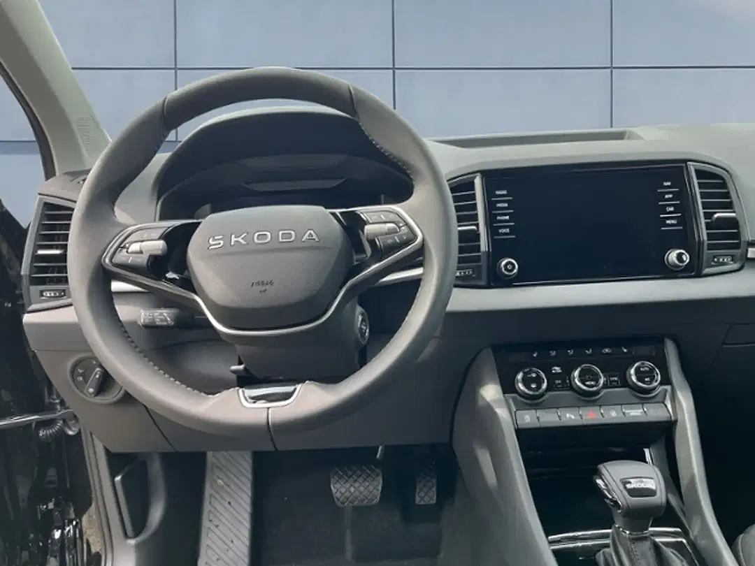 Skoda Karoq - Thumbnail 4