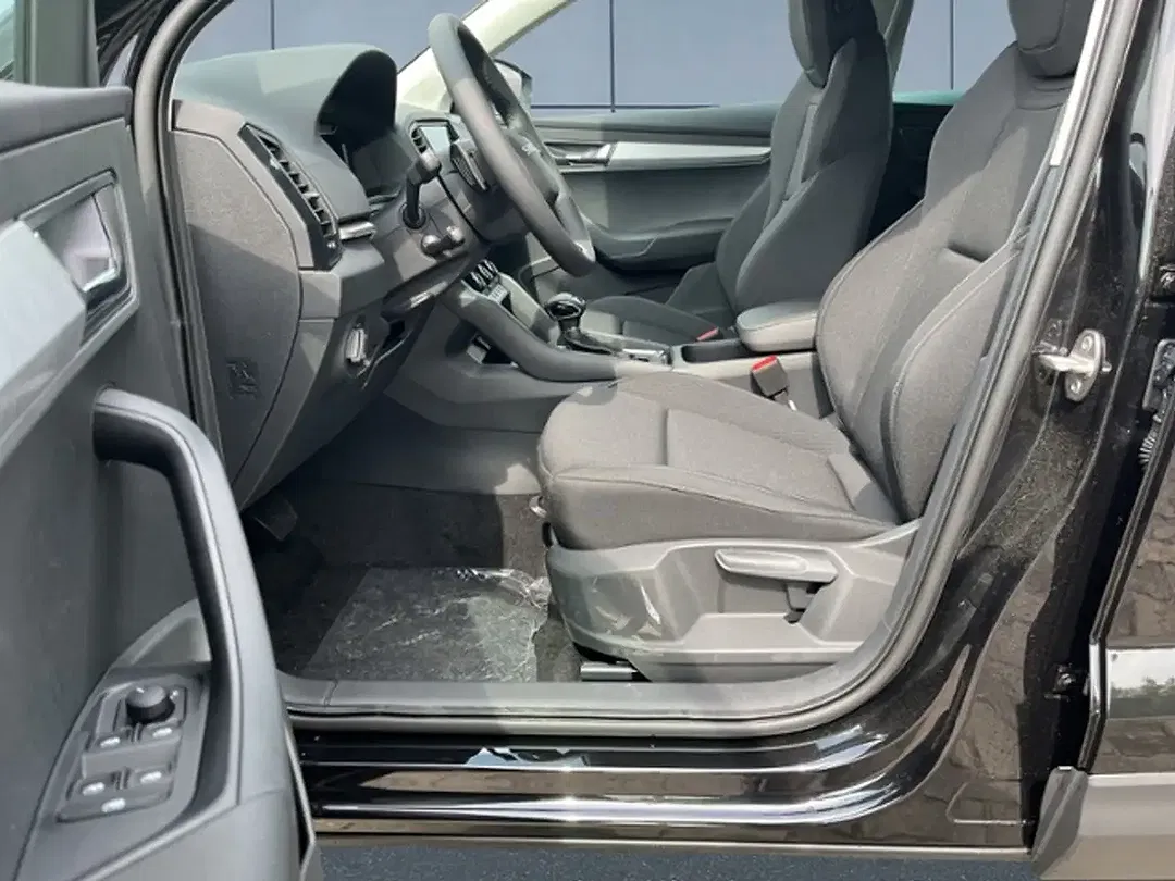 Skoda Karoq - Thumbnail 5