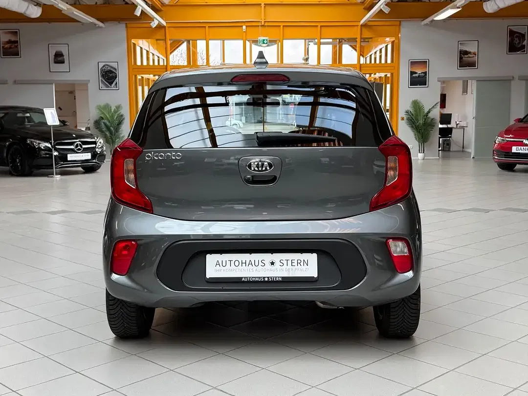 Kia Picanto - Thumbnail 5