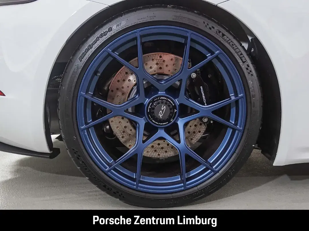 Porsche 718 Spyder - Thumbnail 10