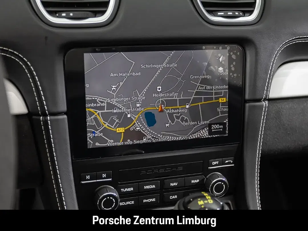 Porsche 718 Spyder - Thumbnail 14