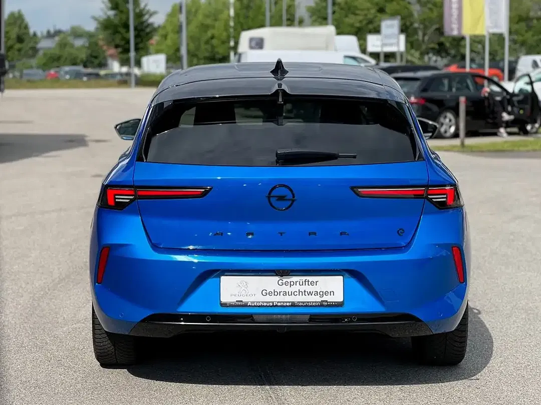 Opel Astra - Thumbnail 6