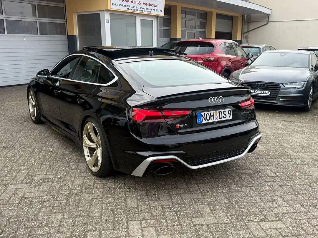 Audi RS5 - Thumbnail 3