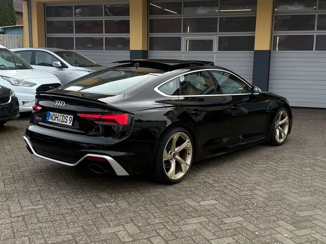 Audi RS5 - Thumbnail 5