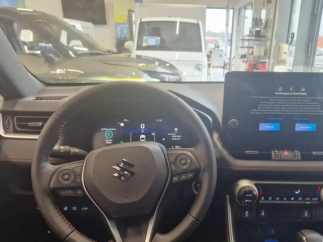 Suzuki Across - Thumbnail 8