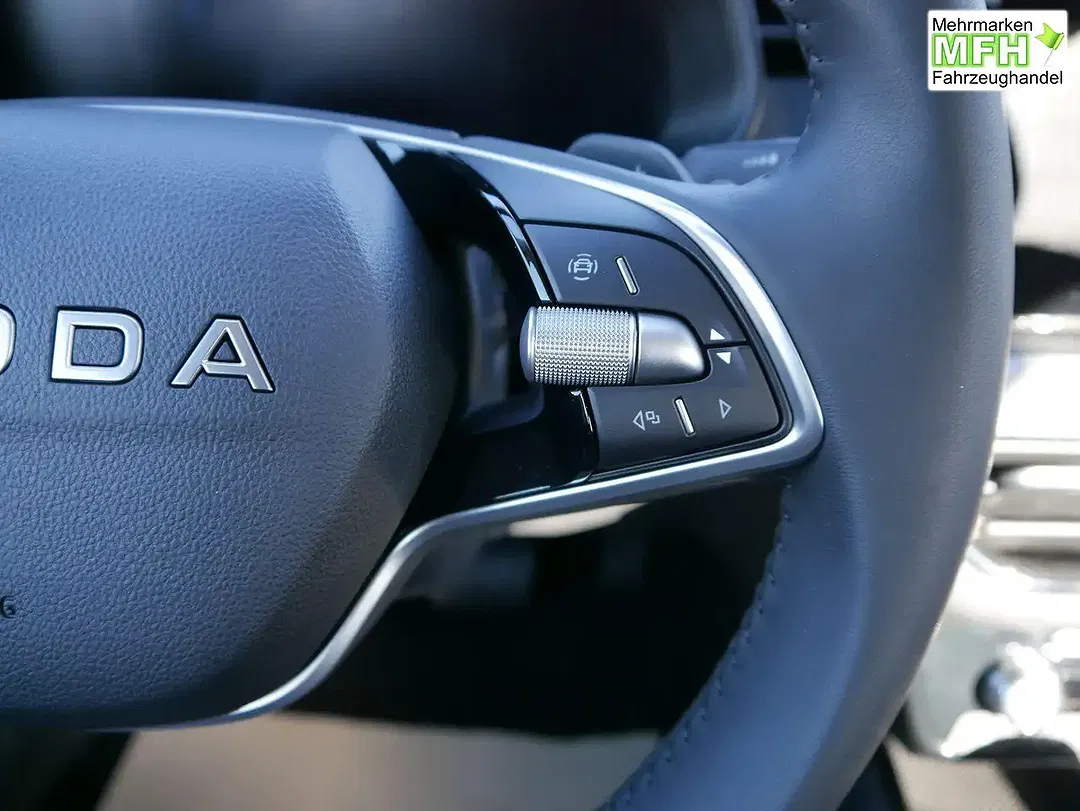 Skoda Scala - Thumbnail 14