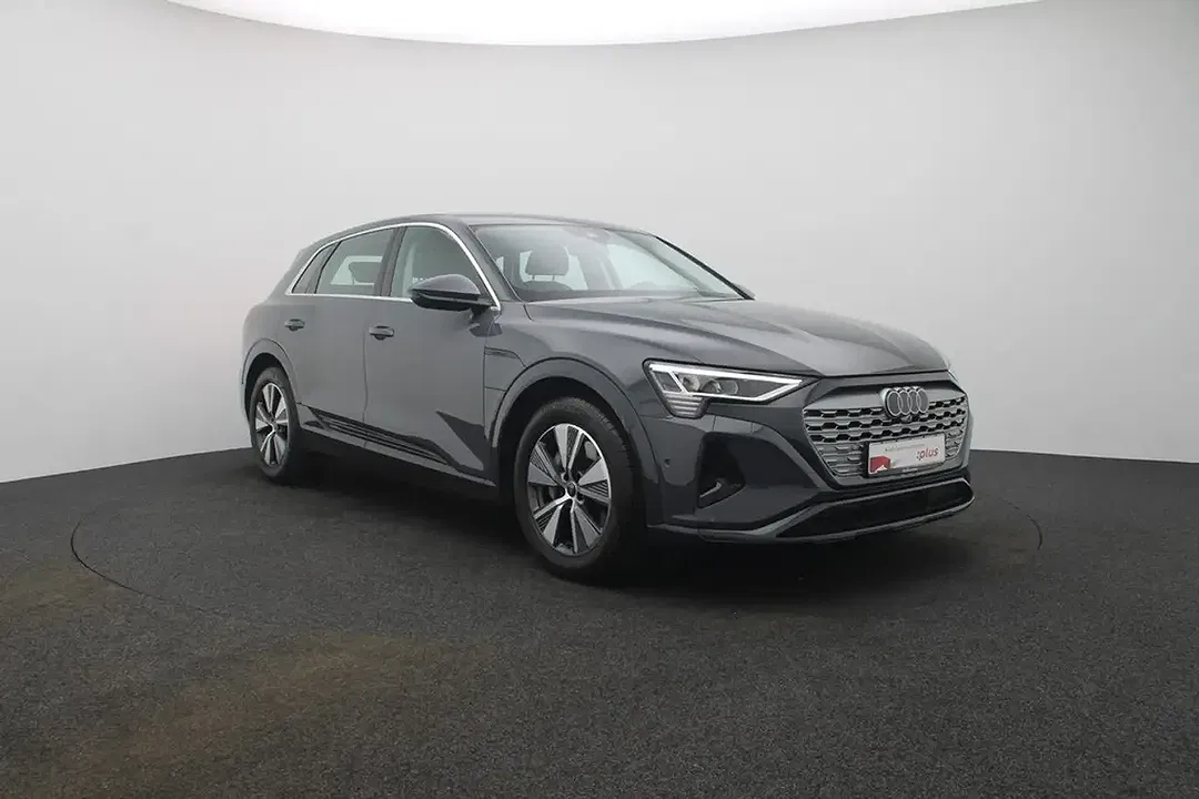 Audi Q8 e-tron - Thumbnail 6