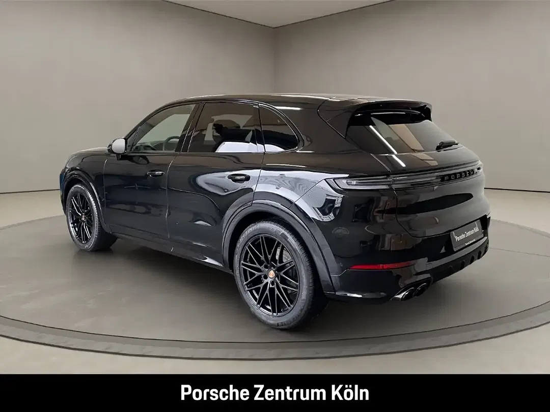 Porsche Cayenne - Thumbnail 3