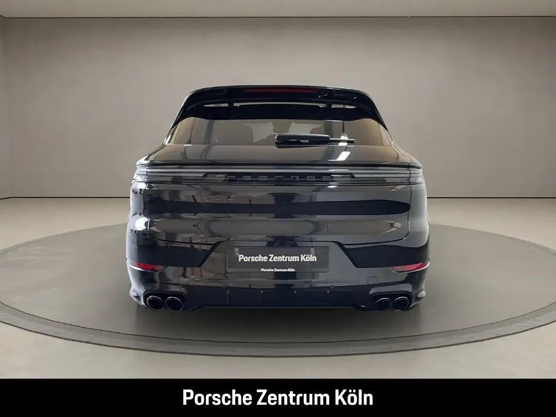Porsche Cayenne - Thumbnail 4