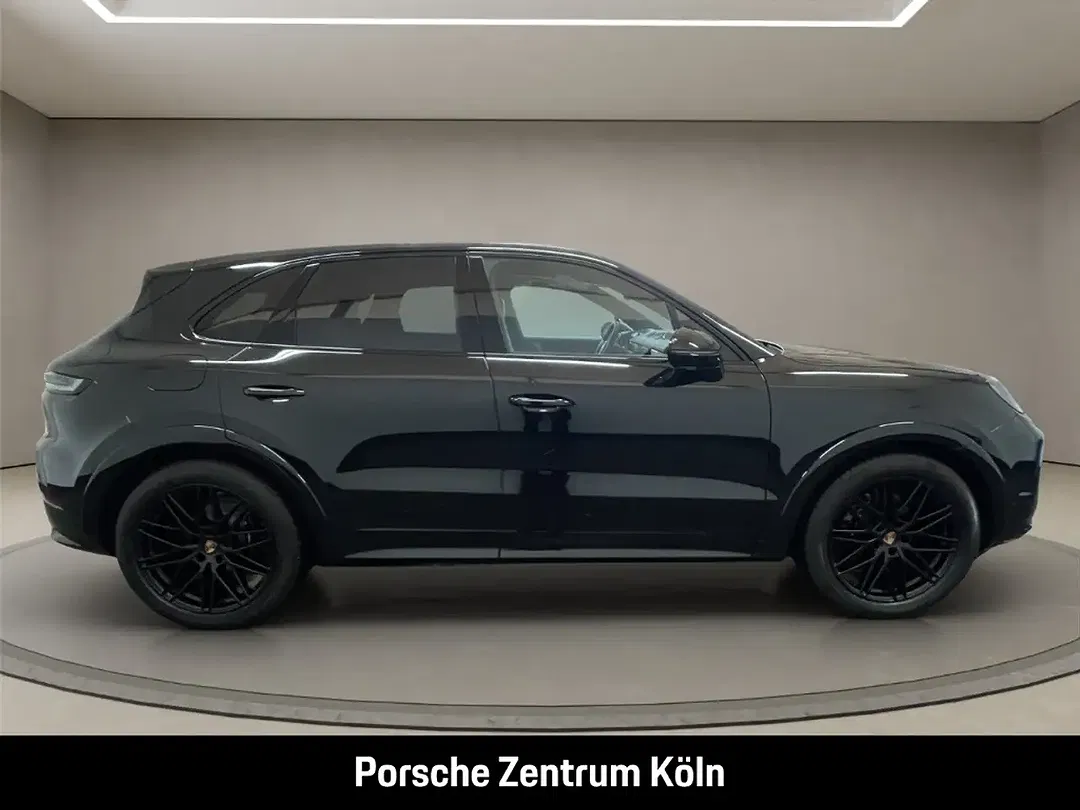 Porsche Cayenne - Thumbnail 6