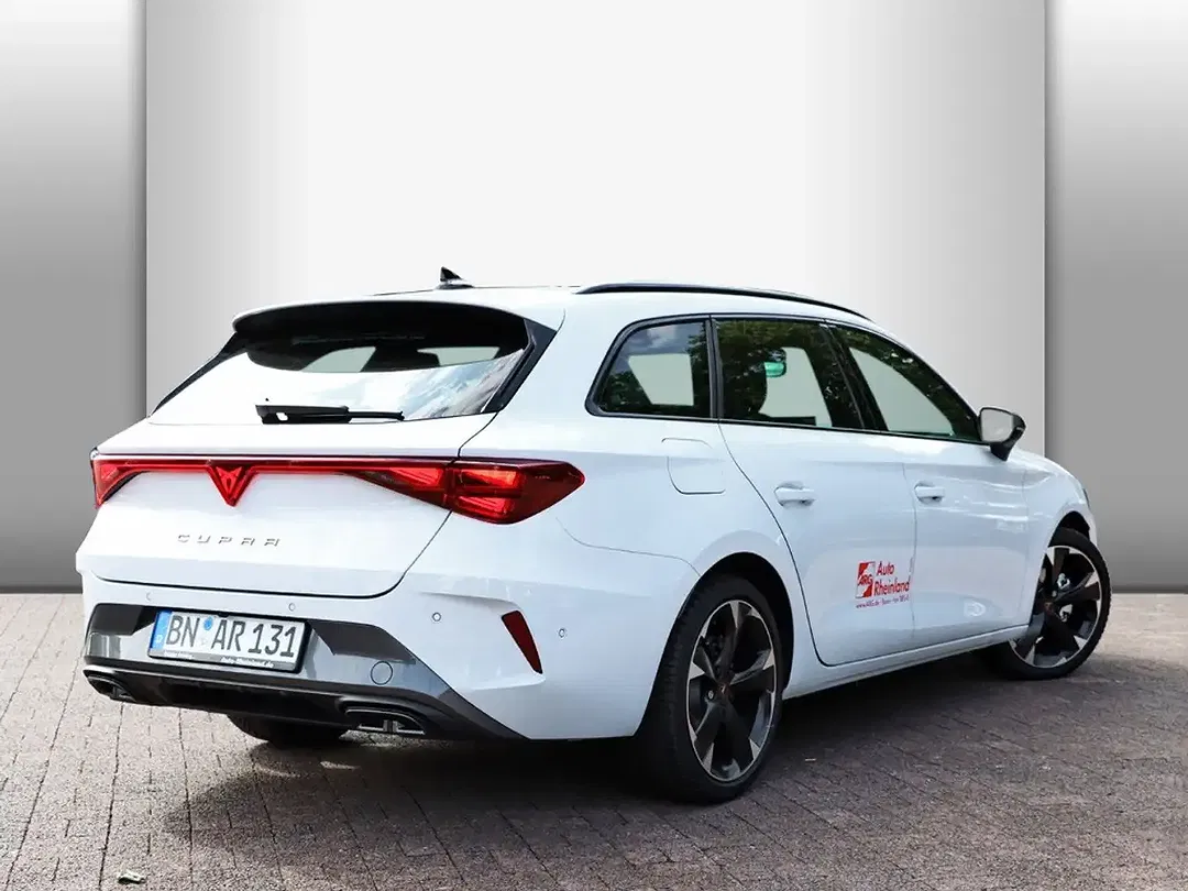 CUPRA Leon - Thumbnail 2