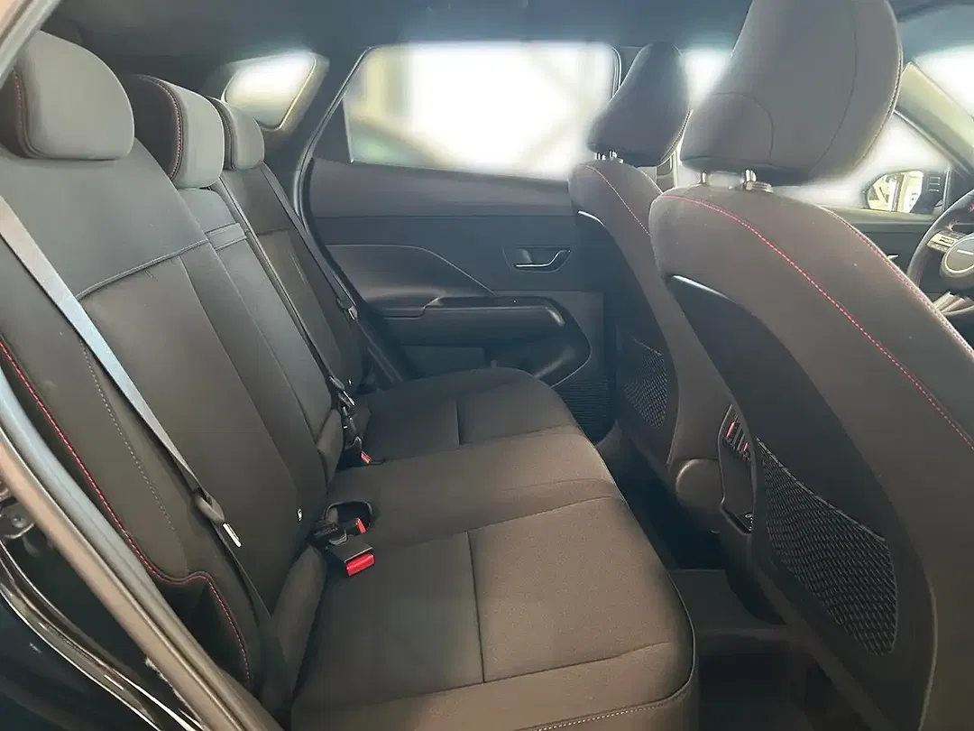 Hyundai KONA - Thumbnail 13