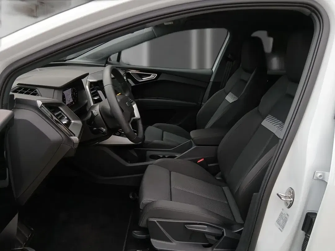 Audi Q4 e-tron - Thumbnail 10
