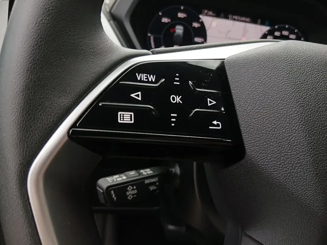 Audi Q4 e-tron - Thumbnail 15