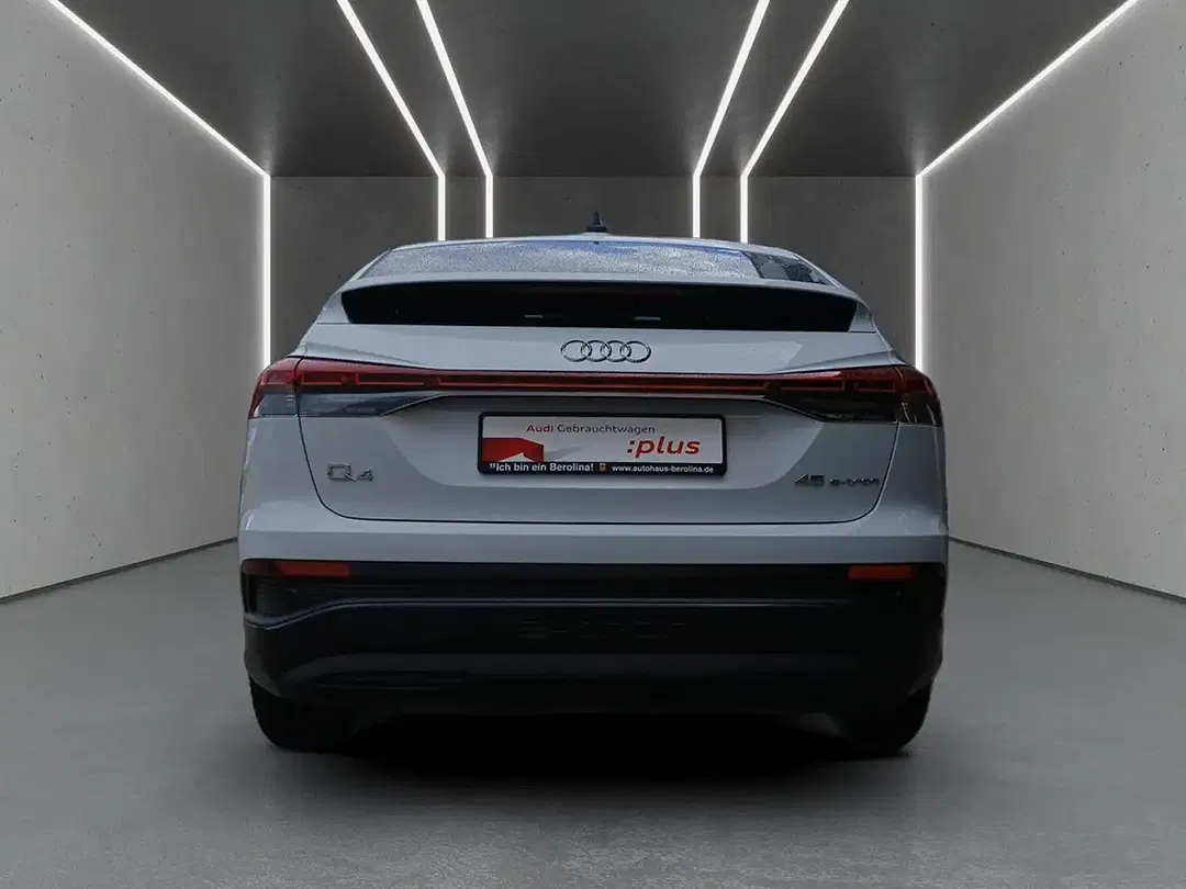 Audi Q4 e-tron - Thumbnail 6