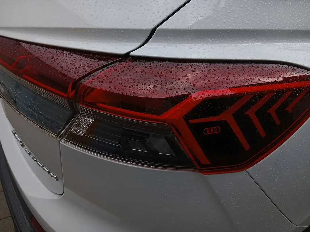 Audi Q4 e-tron - Thumbnail 9