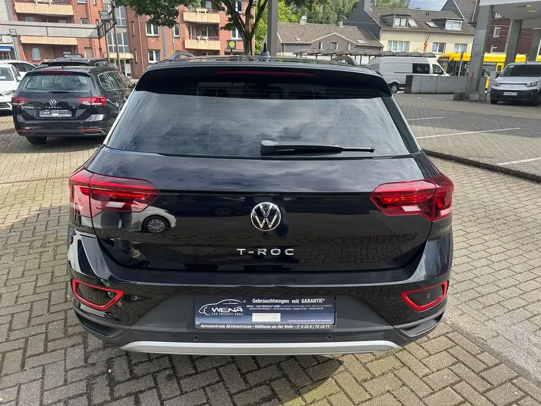 Volkswagen T-Roc - Thumbnail 5