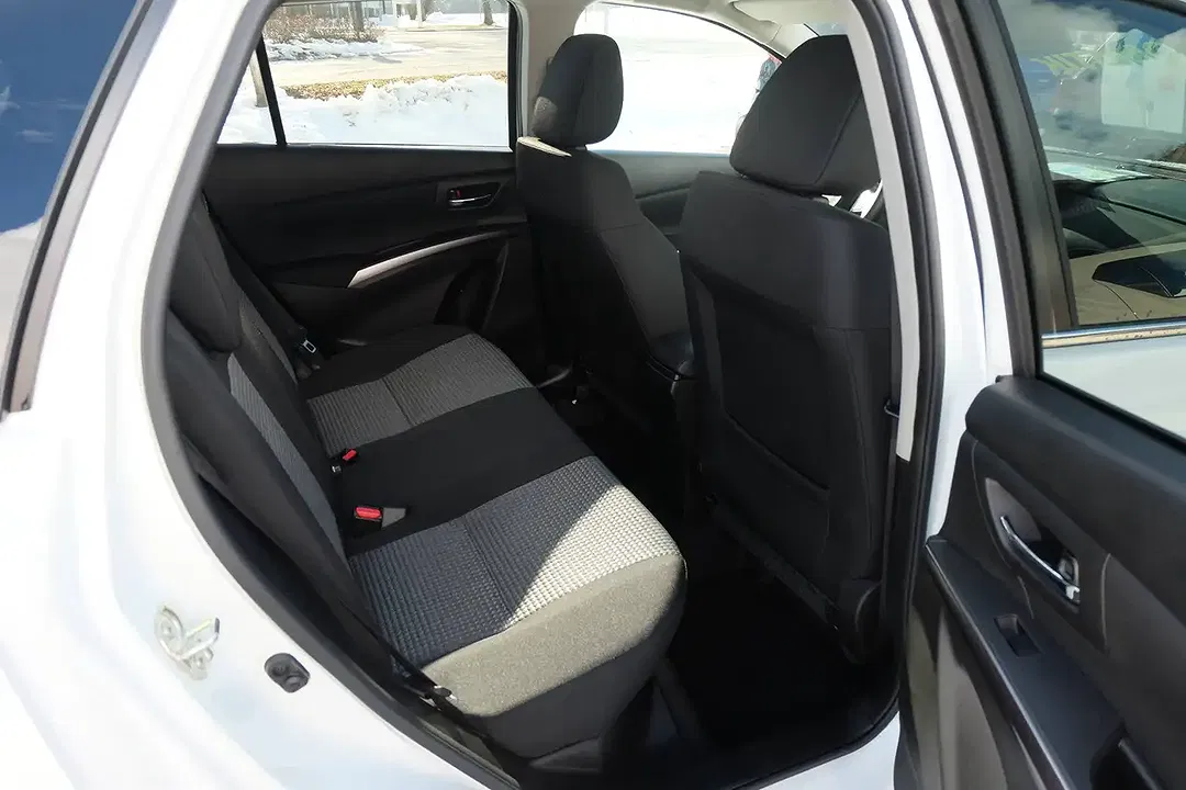 Suzuki S-Cross - Thumbnail 12
