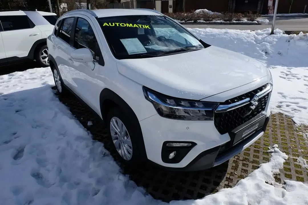 Suzuki S-Cross - Thumbnail 4