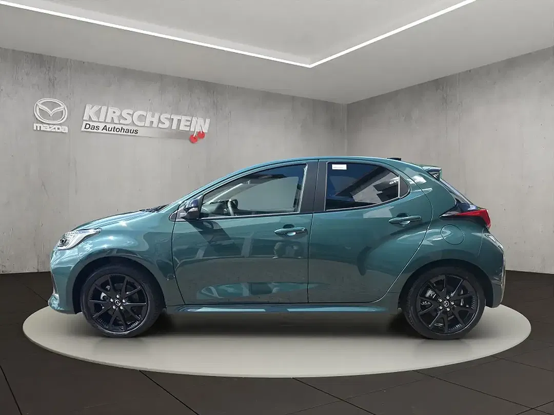Mazda 2 - Thumbnail 2
