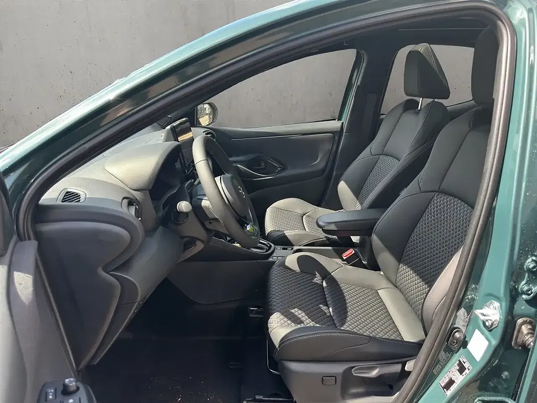 Mazda 2 - Thumbnail 9