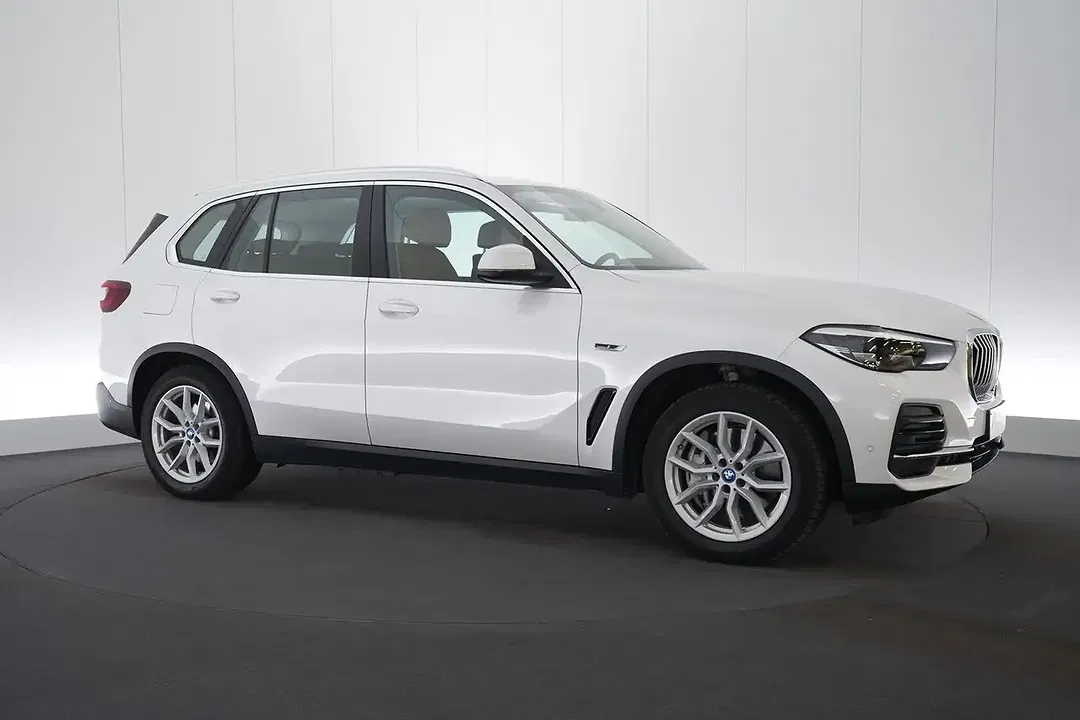 BMW X5 - Thumbnail 11