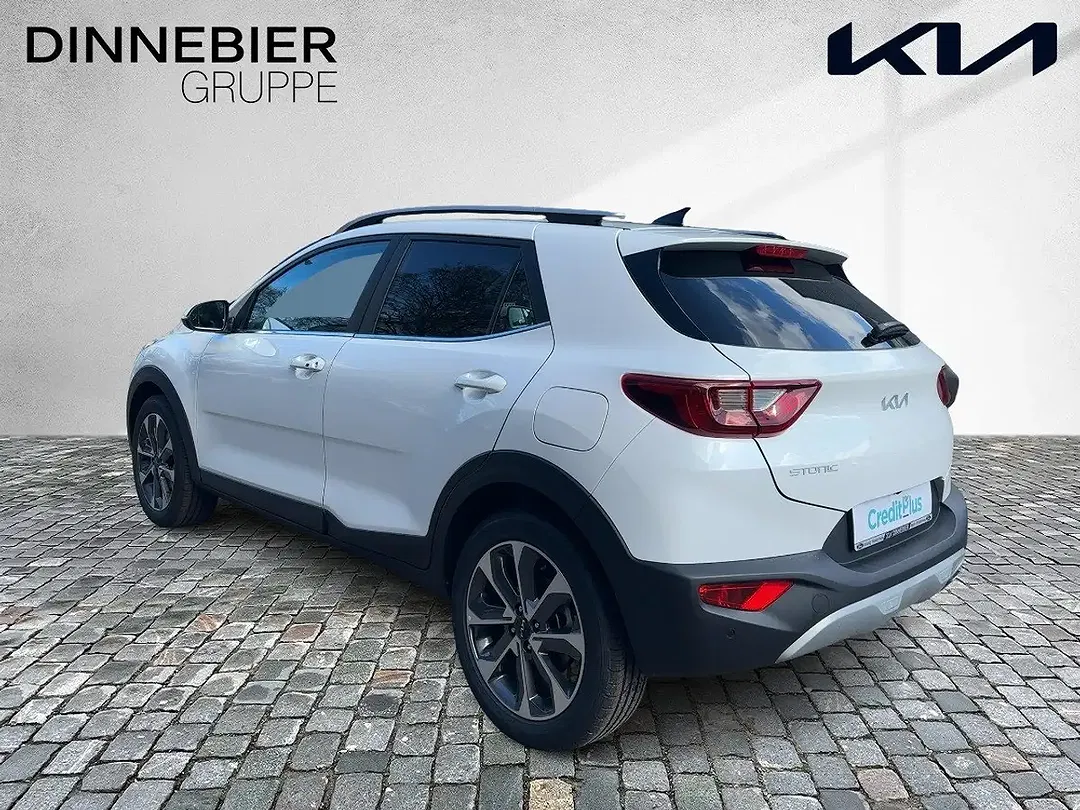 Kia Stonic - Thumbnail 2