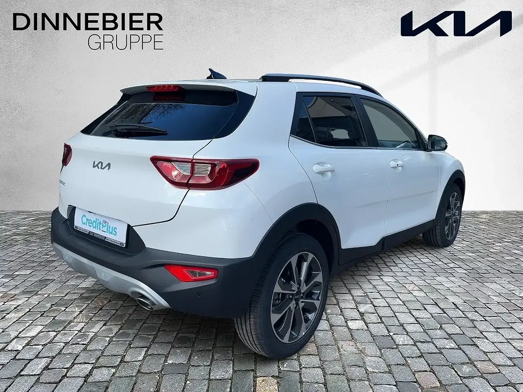 Kia Stonic - Thumbnail 3