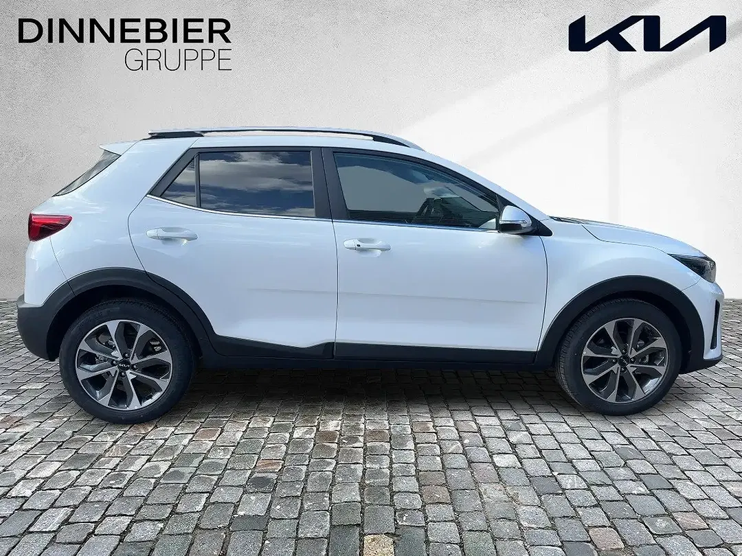 Kia Stonic - Thumbnail 4