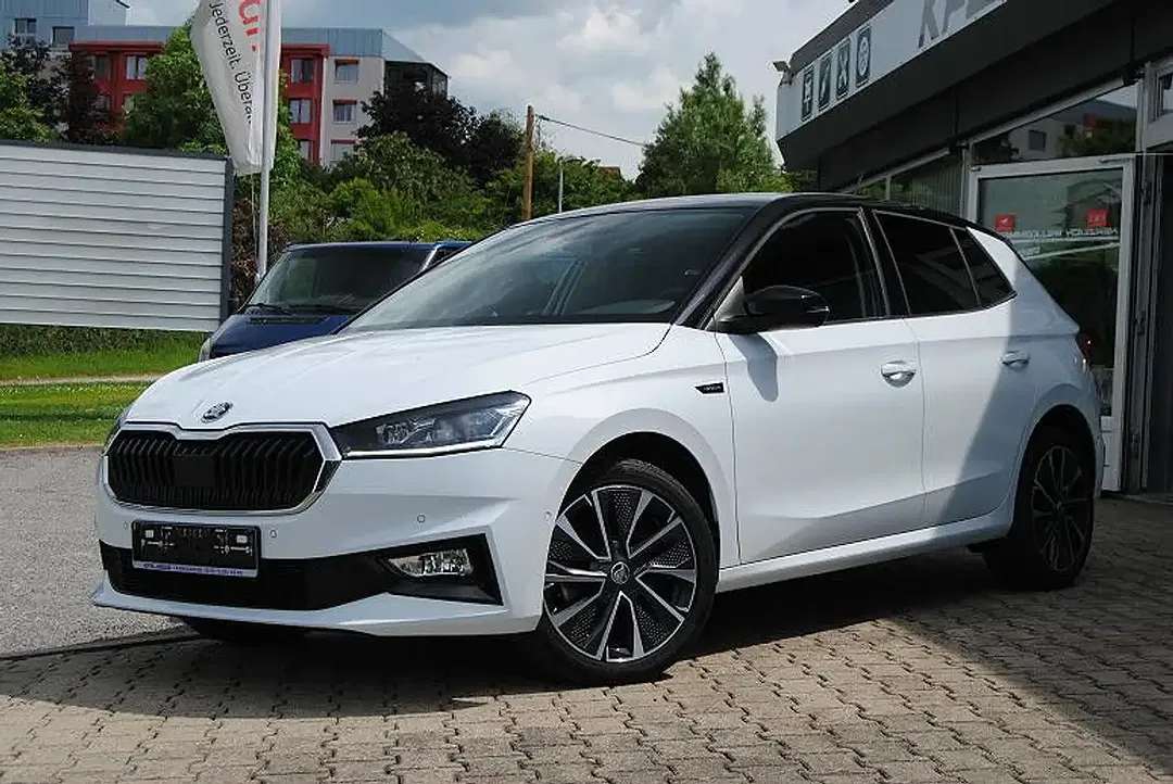 Skoda Fabia - Thumbnail 1