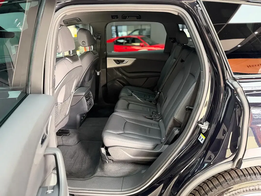 Audi Q7 - Thumbnail 14
