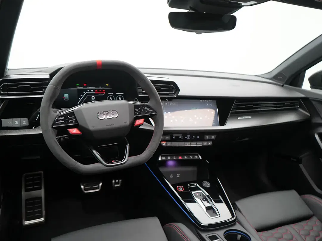 Audi RS3 - Thumbnail 11